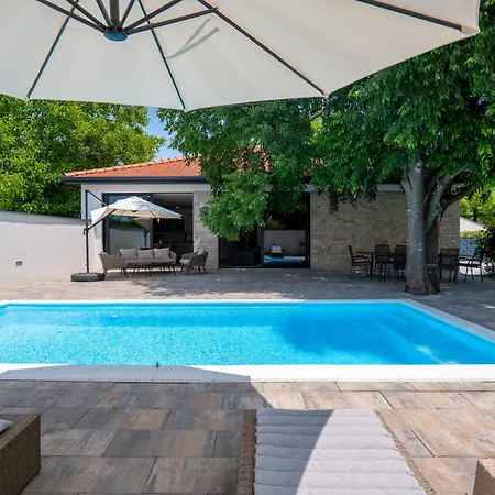 Villa Elena